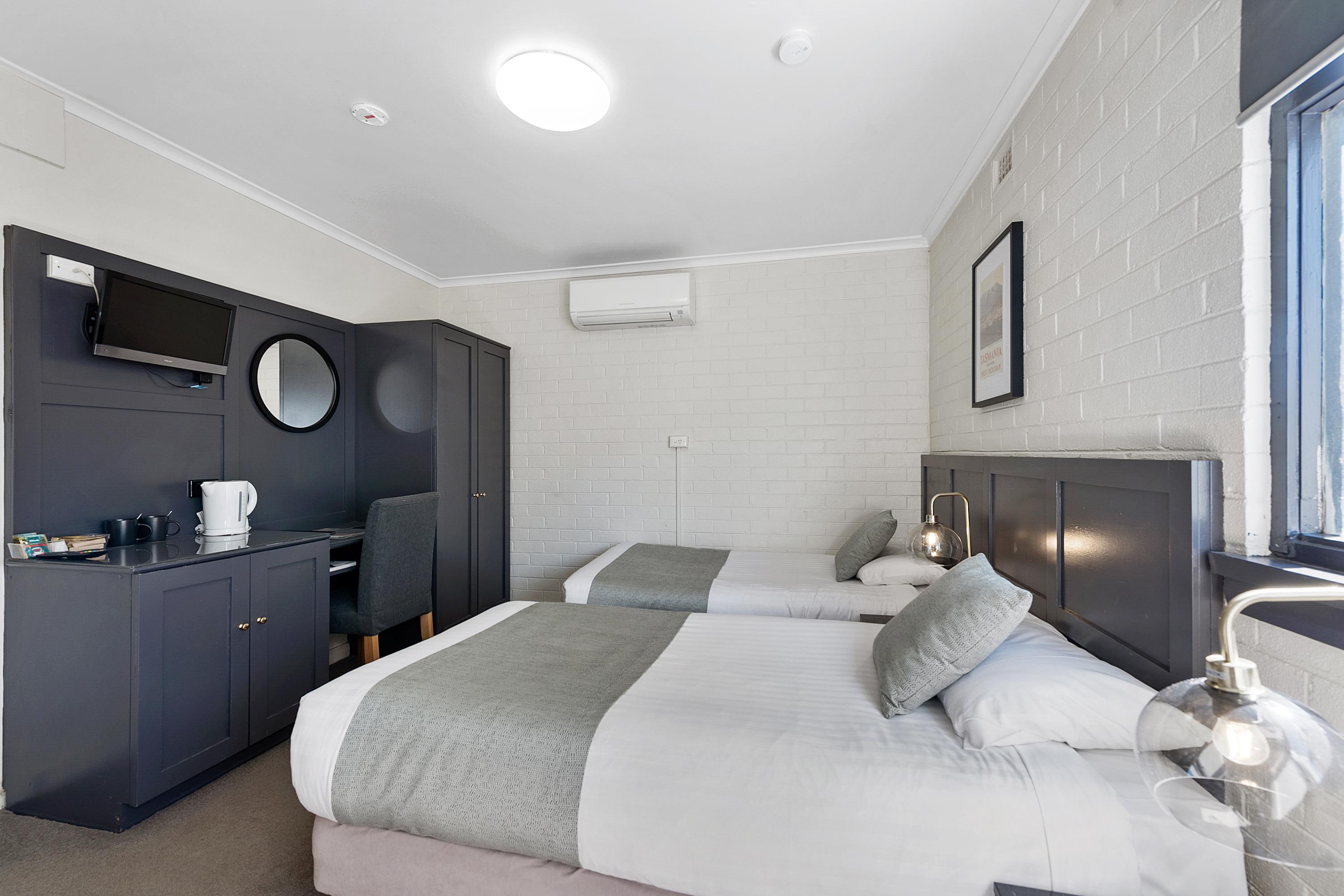 เดอะ คอร์นวอล ฮิสตอริก โฮเต็ล Hotel ลอนเชสตัน ภายนอก รูปภาพ