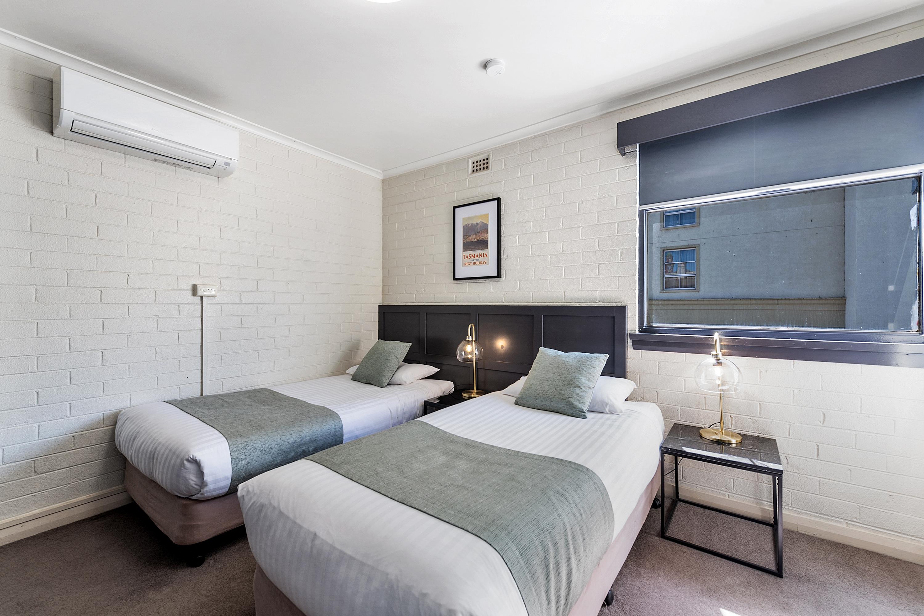 เดอะ คอร์นวอล ฮิสตอริก โฮเต็ล Hotel ลอนเชสตัน ภายนอก รูปภาพ