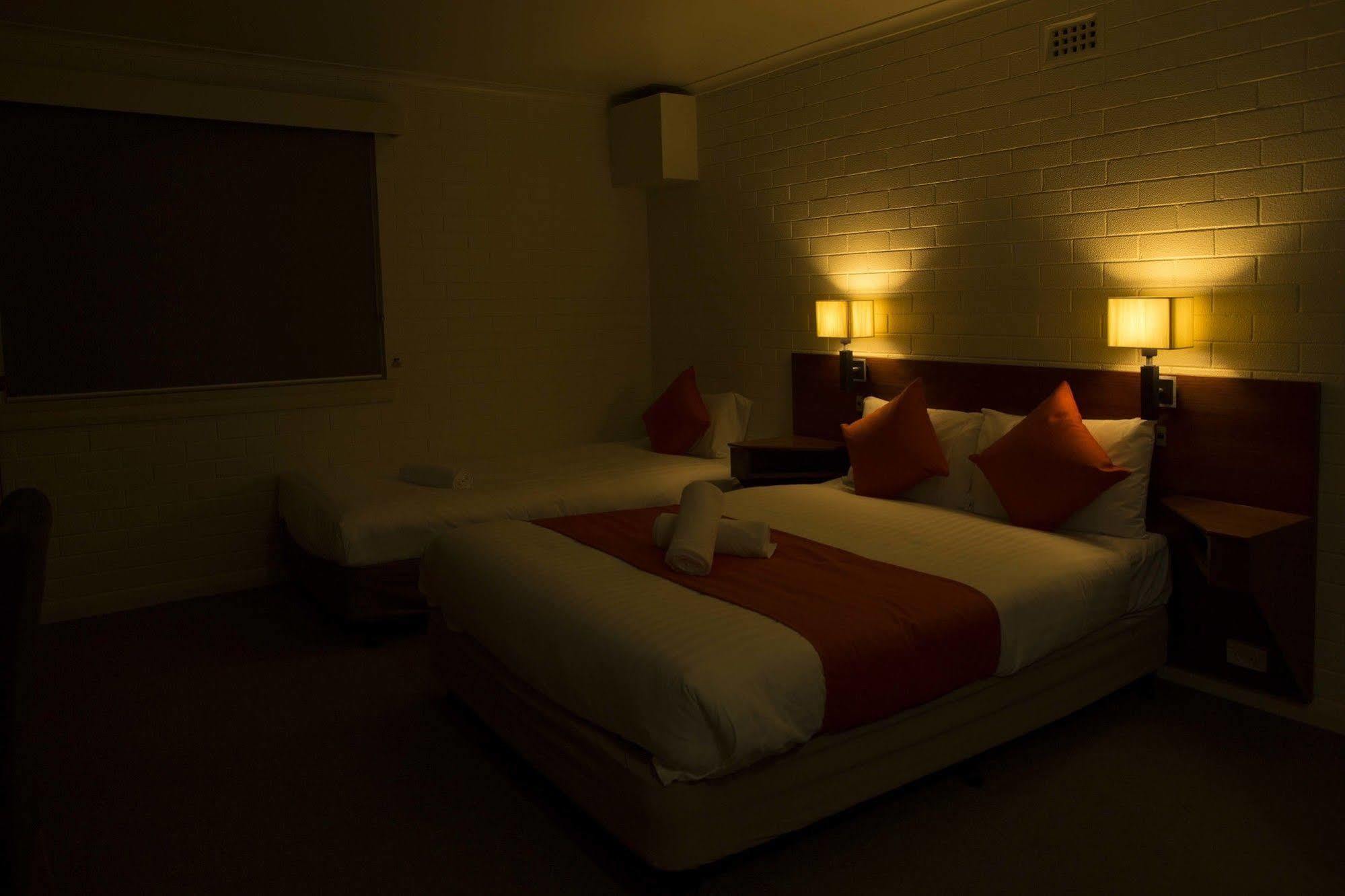 เดอะ คอร์นวอล ฮิสตอริก โฮเต็ล Hotel ลอนเชสตัน ภายนอก รูปภาพ